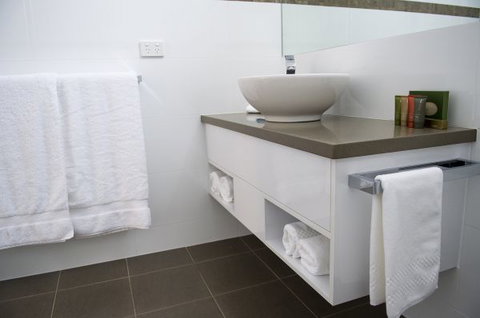 Narooma Waters Retreat - Australian Destinations 4