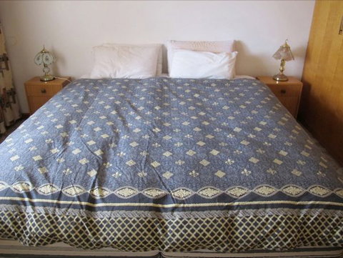 Views Over Lake George - Australian Destinations 3