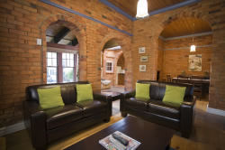 Florennes Heritage Cottage - Australian Destinations 3