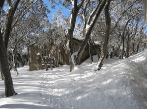Akla Ski Lodge - Australian Destinations