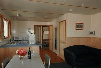 Bicheno Cabins And Tourist Park - Australian Destinations 3