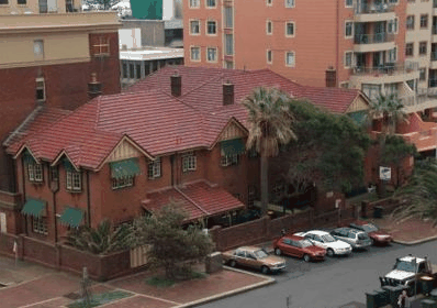 Newcastle Beach YHA - Australian Destinations