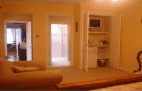 Walton House - Australian Destinations 3