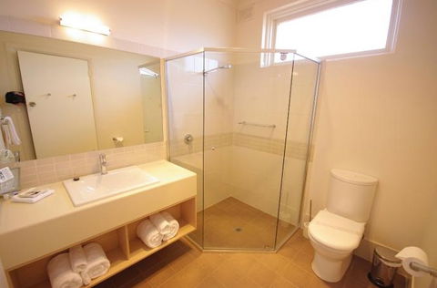 Adelaide Road Motor Lodge - Australian Destinations 1