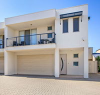Century 21 SouthCoast The Residence - Australian Destinations
