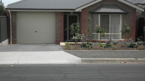 C&C's Bed And Breakfast - Australian Destinations 0