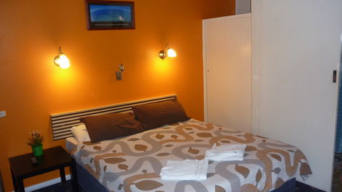 Adelaide Traveller's Inn Backpackers - Australian Destinations 0