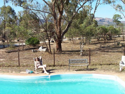 Mount Zero Log Cabins - Australian Destinations 1