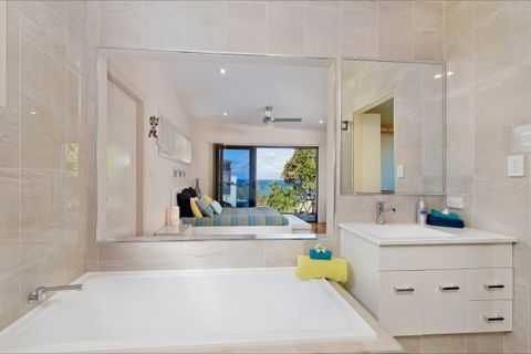 Akama Vista - Couple's Retreat - Australian Destinations 4