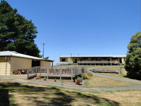 Allambee Camp - Australian Destinations 2