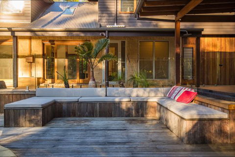 Apalie Retreat - Australian Destinations 3