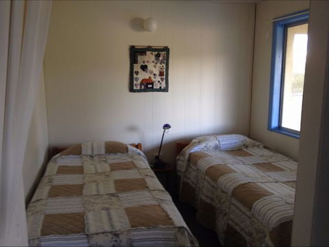 Avaleigh Elms Farmstay - Australian Destinations 2