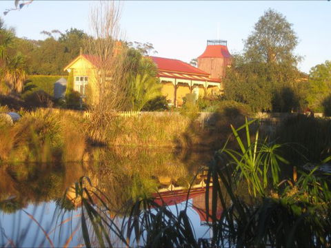 Bunjil Farm - Australian Destinations 0