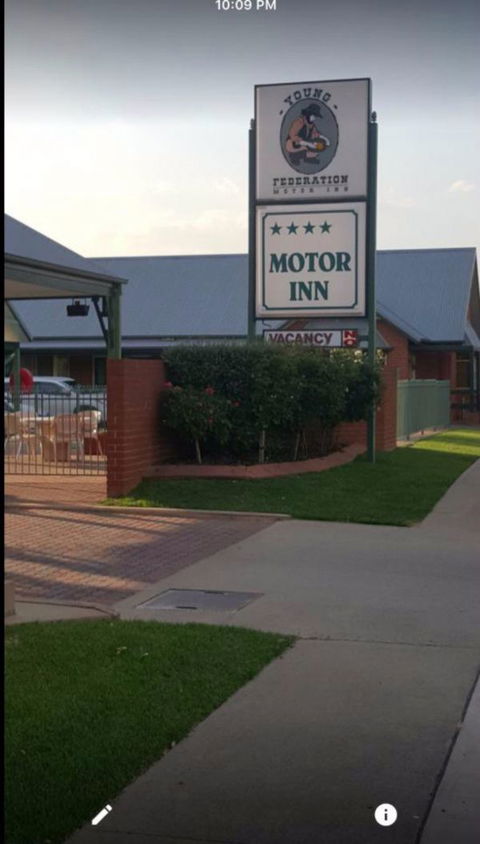 Federation Motor Inn Young - Australian Destinations 0