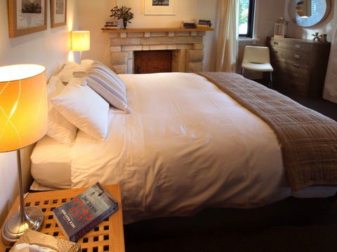Frenchman's River - The Writer's House - Australian Destinations 6