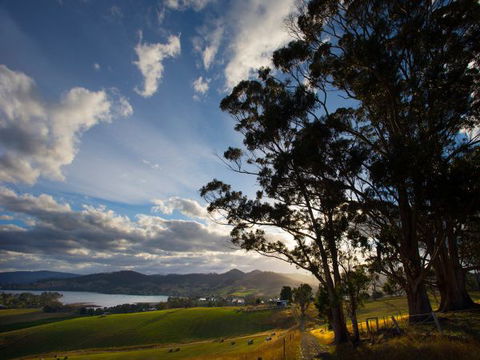 Frenchman's River - The Helmsman's House - Australian Destinations 9