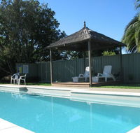 Golden Chain Wine Village Motor Inn - Australian Destinations