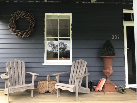 House Of Apples - Australian Destinations 1