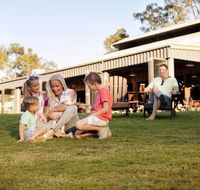 Paradise Country Farmstay - Australian Destinations