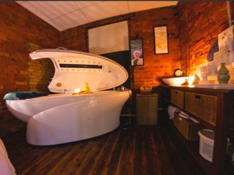 Sublime Spa Apartments On Murphy - Australian Destinations 7