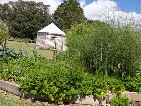 The Old Drik Drik Schoolhouse Retreat - Australian Destinations 6