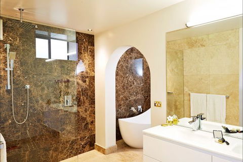 The Suites, Villa Belgravia - Australian Destinations 2