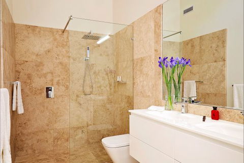 The Suites, Villa Belgravia - Australian Destinations 8