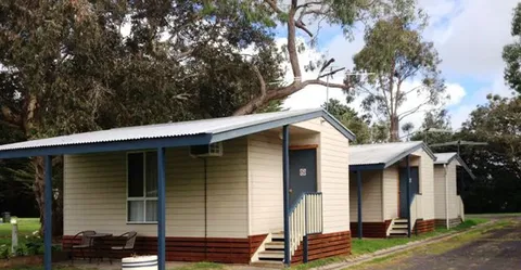 Millicent Lakeside Caravan Park - Australian Destinations 1