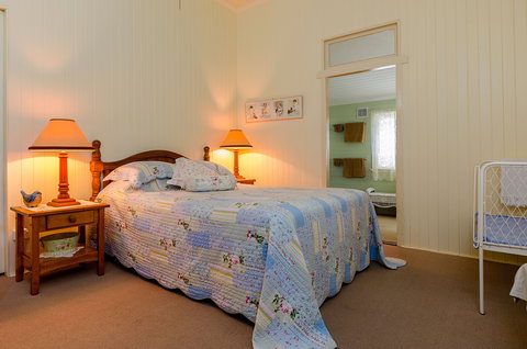 Albion Cottage - Australian Destinations 3