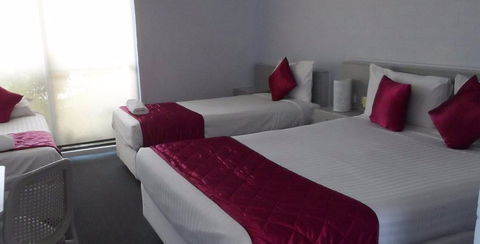 Bidgee Motor Inn - Australian Destinations 1