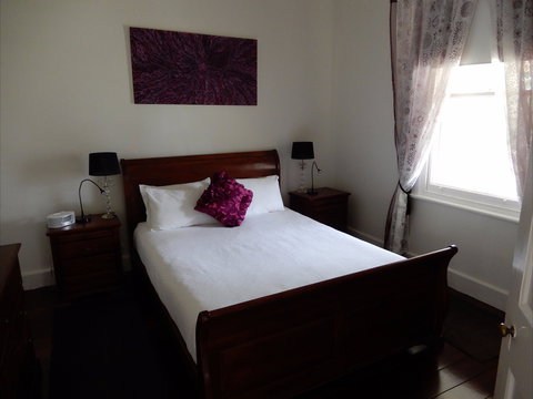 Dot's House - Australian Destinations 4