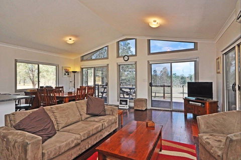 Loxley Cottage - Australian Destinations 0