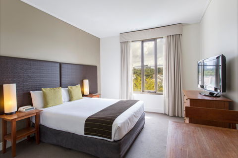 Mantra On Jolimont - Australian Destinations 6
