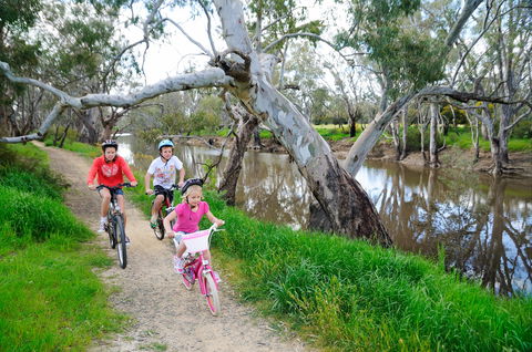 NRMA Echuca Holiday Park - Australian Destinations 0