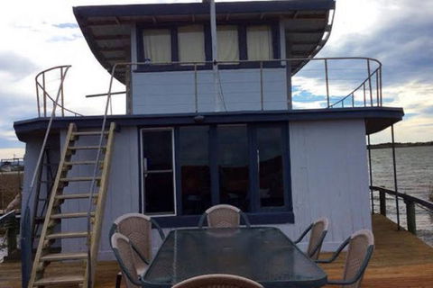 PS Federal Retreat Goolwa - Australian Destinations 1