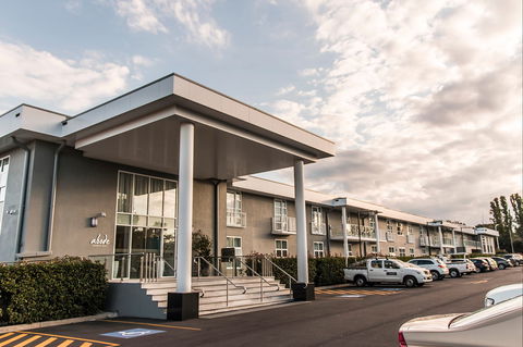 Abode Narrabundah - Australian Destinations 4
