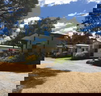 Acacia Caravan Park and Holiday Units