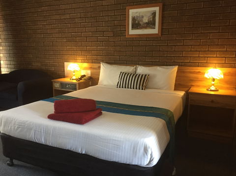 Albury Garden Court Motel - Australian Destinations 2