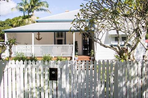 Anchored In Byron - Australian Destinations 0
