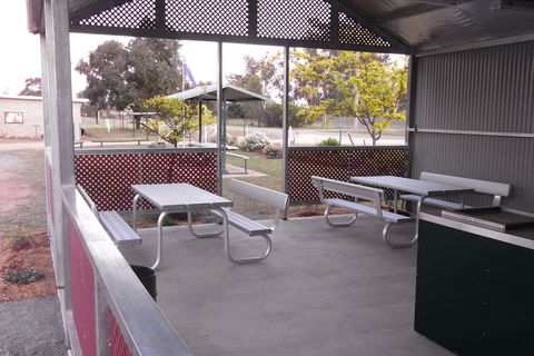 Ariah Park Camping Ground - Australian Destinations 0