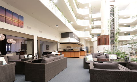 Atrium Hotel Mandurah - Australian Destinations 1
