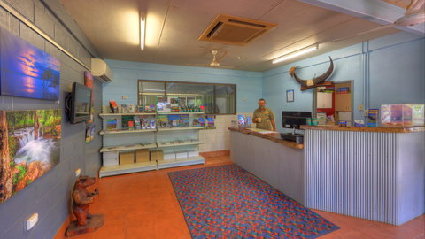 Batchelor Holiday Park - Australian Destinations 1