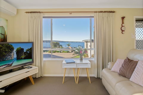 Eagle Heights Holiday Units - Scenic Unit - Australian Destinations 4
