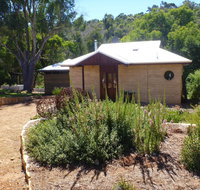 Jalbrook  Estate-  CottagesAlpacasGallery  Function Centre - Australian Destinations