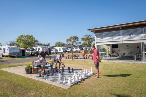 Maroochydore Beach Holiday Park - Australian Destinations 4