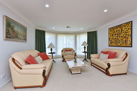 Noble Willow Estate - Australian Destinations 1