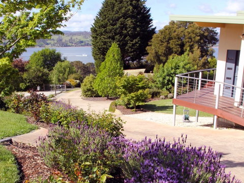 Outlook BnB - Australian Destinations 2