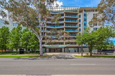 Pacific Suites Canberra - Australian Destinations 1