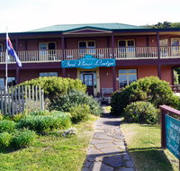 Cape Bridgewater Seaview Lodge - Australian Destinations