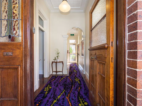 Cumquat House - Australian Destinations 1